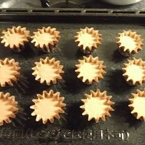 カップに注いでトッピング!