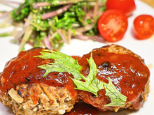 旨味の素は厚揚げ!ヘルシージューシー時短ハンバーグのレシピ