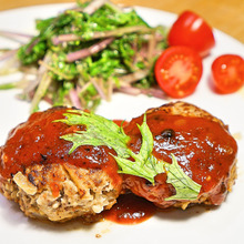 旨味の素は厚揚げ!ヘルシージューシー時短ハンバーグのレシピ