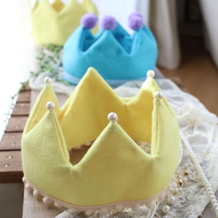100均材料で!記念日にピッタリ☆フェルトの王冠