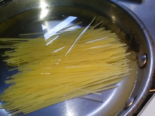 時短!乾燥パスタを水につけて本格パスタ★