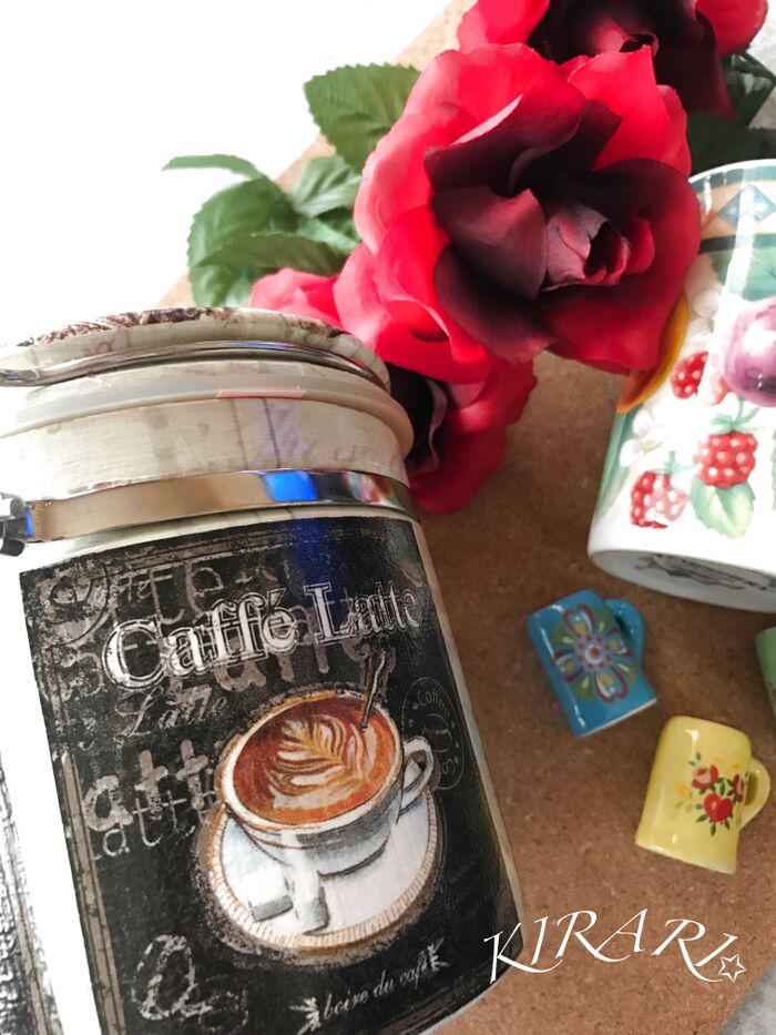 デコパージュでリメイク❣️紅茶のキャニスターをカフェ風に!