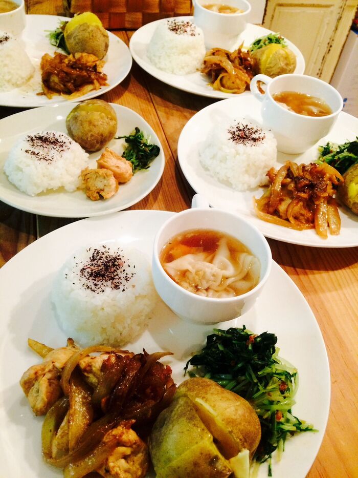 カンタン!!鶏胸肉&玉ねぎ【コクとピリッ】のコンビ炒め