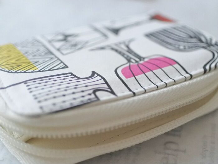 ⑧お財布の周りを貼る