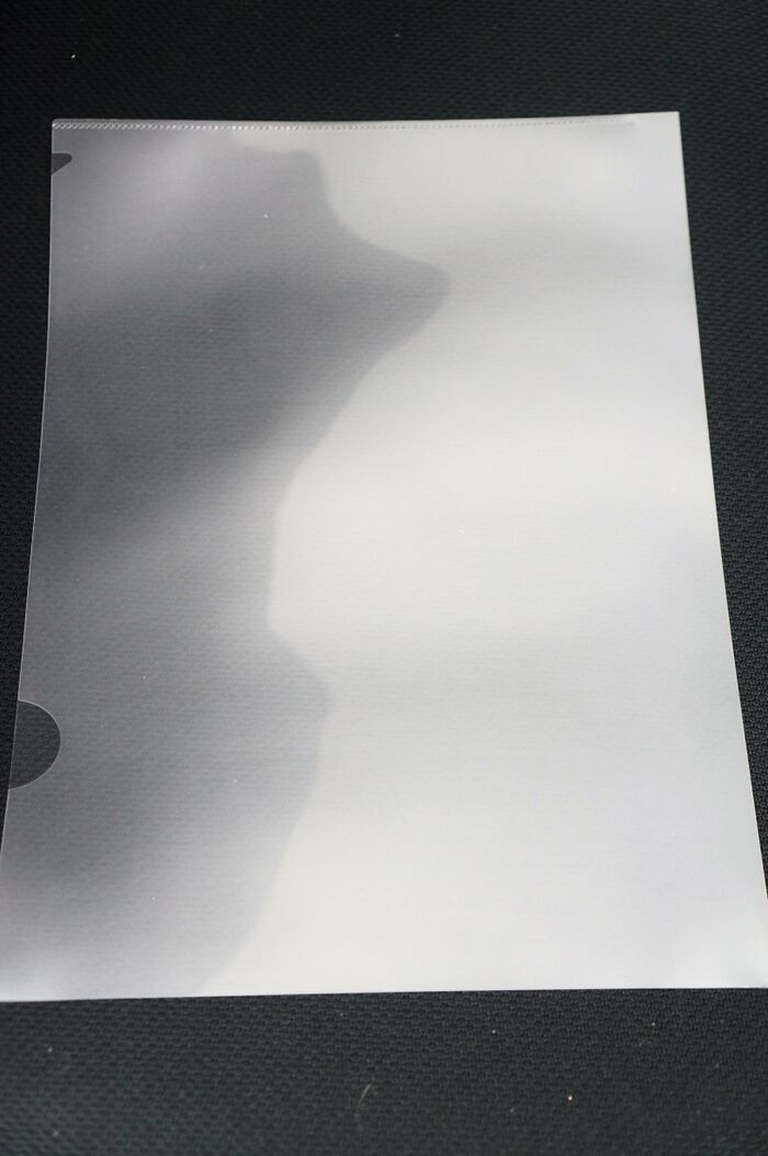 クリアファイルを1枚ご用意下さい