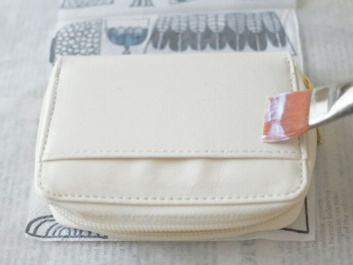 ④反対側もデコパージュ液を塗る