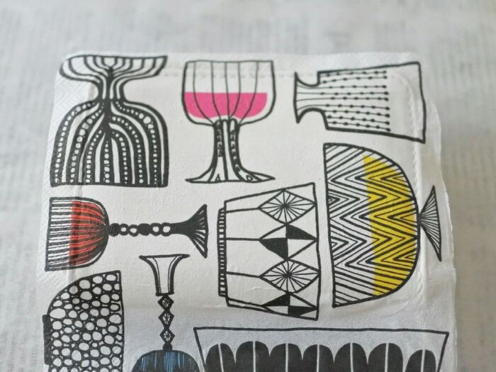 ③ペーパーを貼る