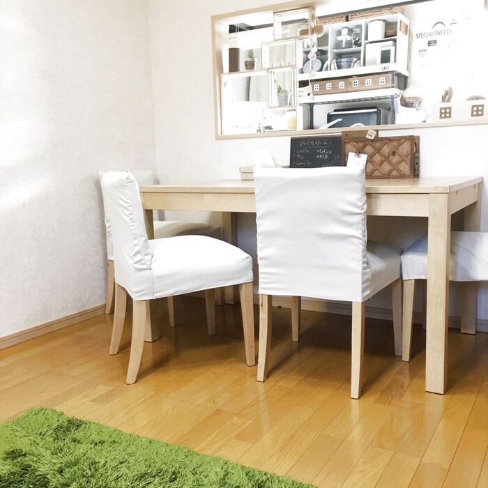 狭いリビングを広く見せるために!IKEA椅子の背もたれ切っちゃいました