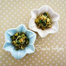 セロリ嫌いな子も食べる!常備菜☆弁当☆ご飯の友!セロリと雑魚のごま油炒めレシピ♡