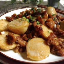 男子も喜ぶ♪里芋と牛肉のこってり炒め