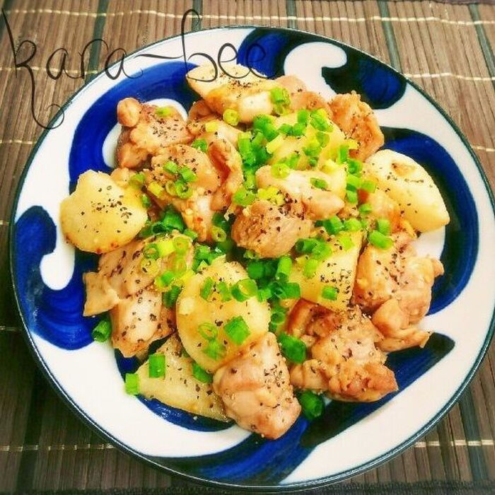 つまみに最高!長いもと鶏肉のにんにく醤油ダシダ炒め