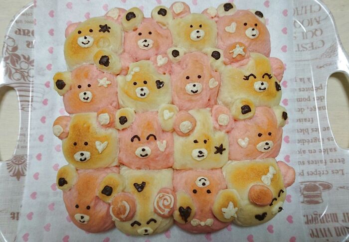 ダイソーのいちごパウダーでデコパン作り♡