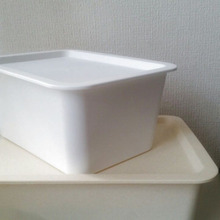 【ダイソー】スクエア収納ボックスに上靴洗いセット