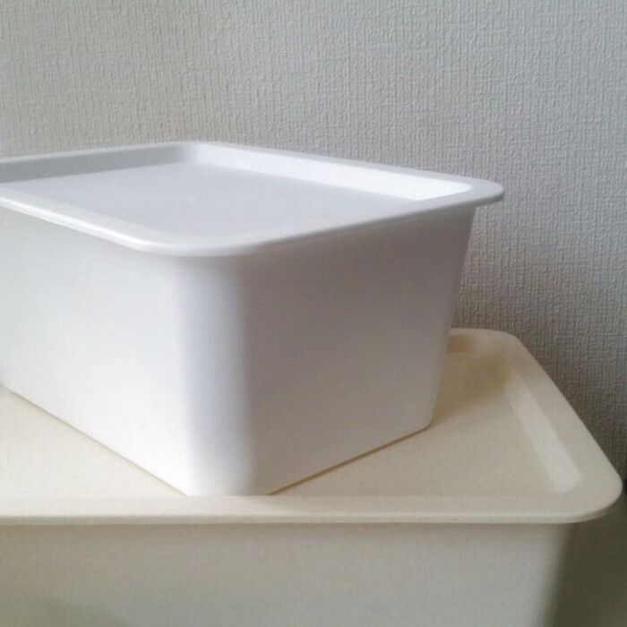 【ダイソー】スクエア収納ボックスに上靴洗いセット