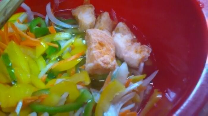 コストコのお魚で作り置きおかず★鮭と野菜の甘酢漬け♪