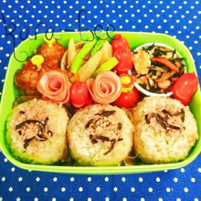 こりゃ旨いっ!塩こんぶツナマヨたぬきおにぎり弁当