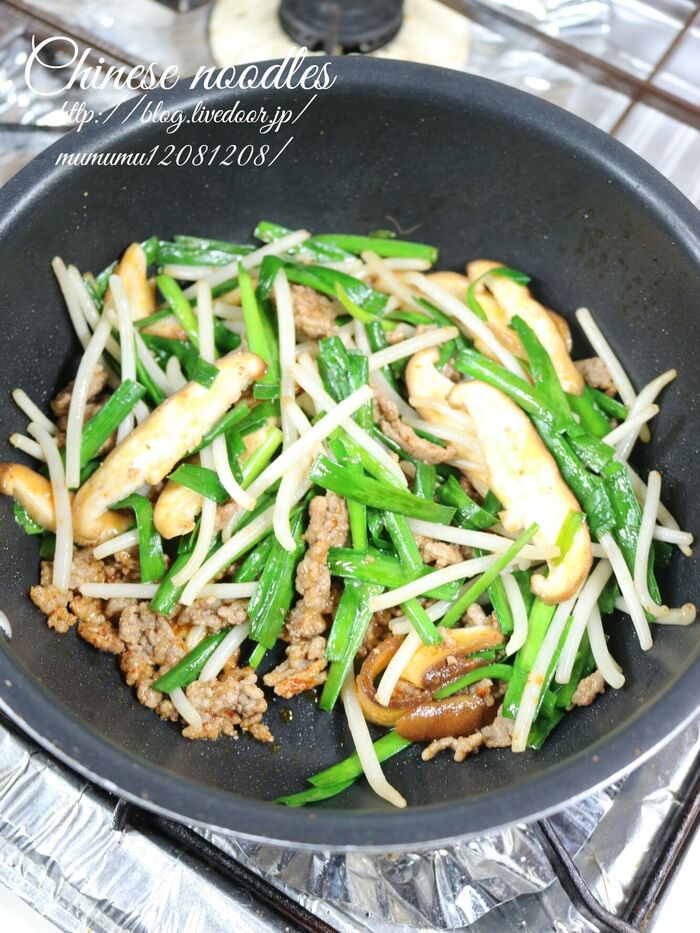 ④野菜を炒めます