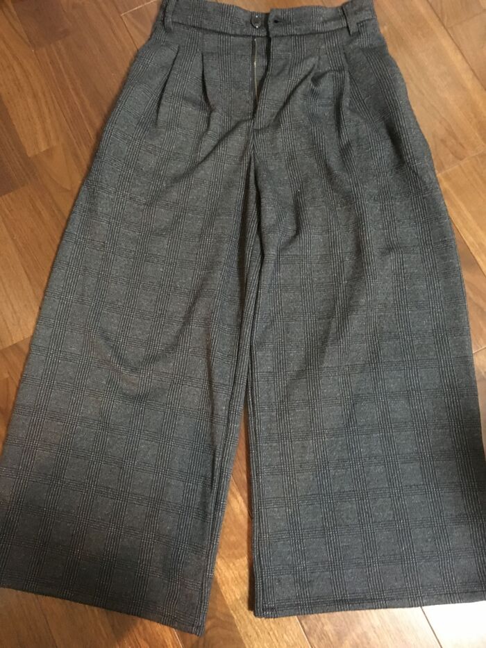 幅の広いパンツの場合