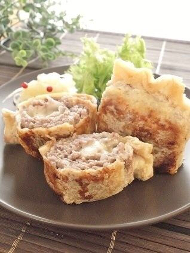 肉汁じゅわ~チーズとろ~り♪あげで揚げない!チーズメンチ風焼き巾着