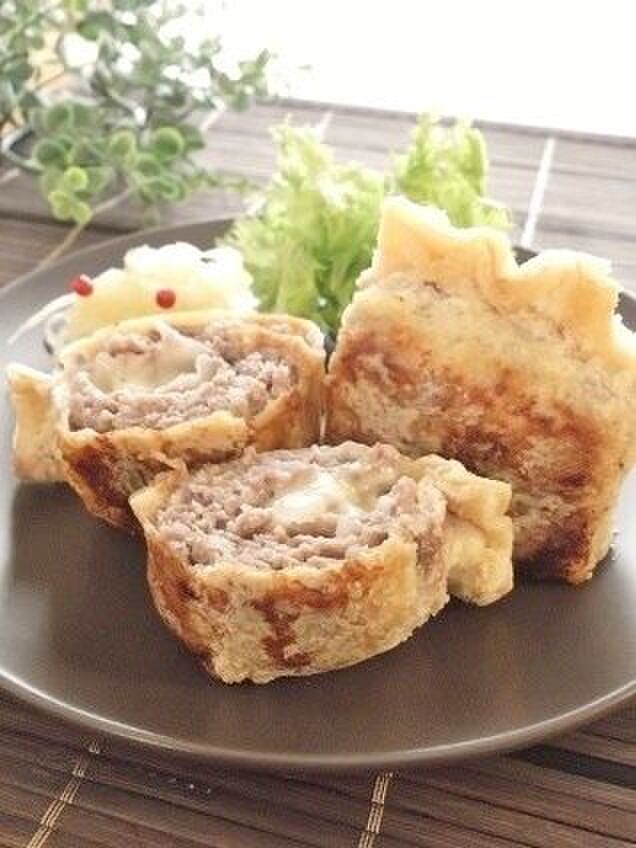 肉汁じゅわ～チーズとろ～り♪あげで揚げない！チーズメンチ風焼き巾着