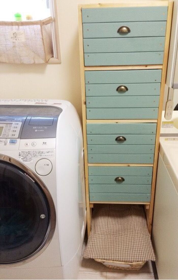 再利用DIY!洗濯機と洗面台の間にぴったり収納ラック