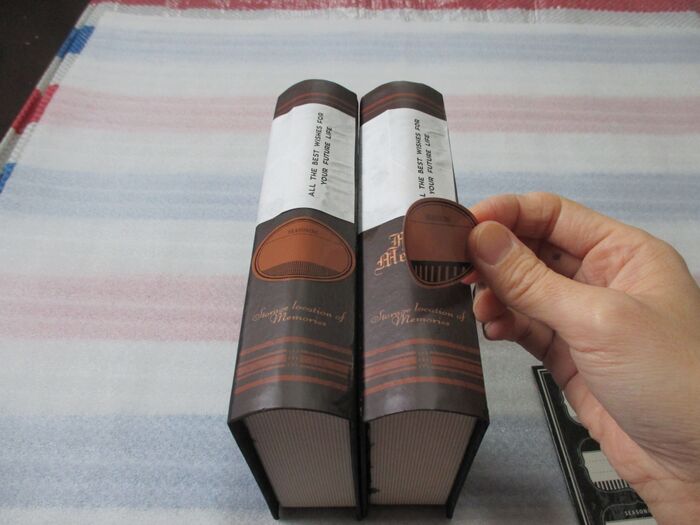 ⑤ラベル風シールなどがあれば貼る。