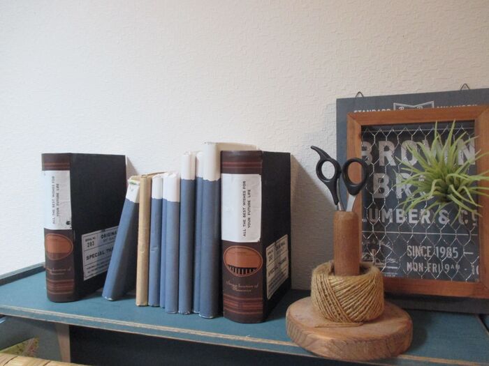 100均でおしゃれ♡BOOKなブックスタンド