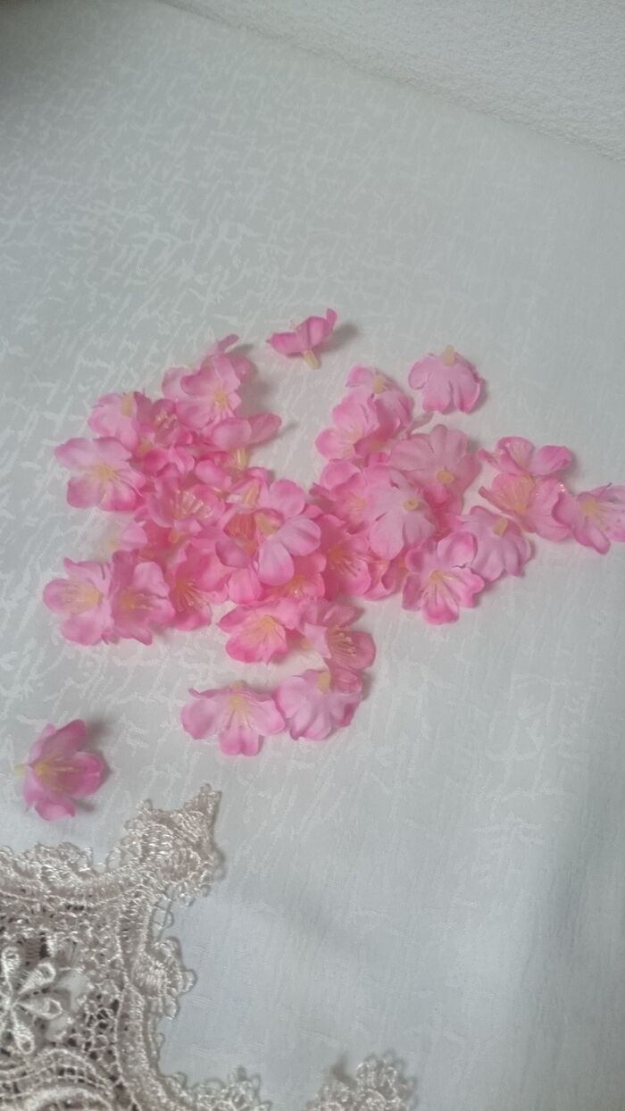桜の花びらだけ 取り外す。