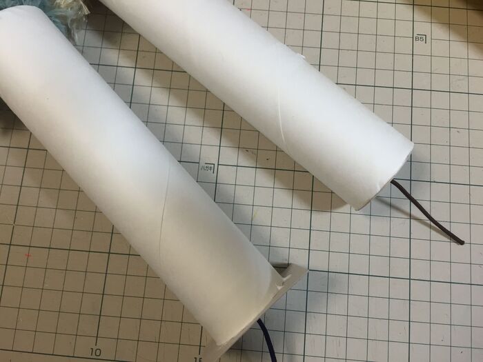 乾いたら余分な部分を切る