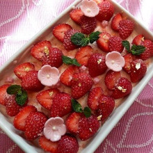 バームクーヘンといちごのスコップケーキ♪