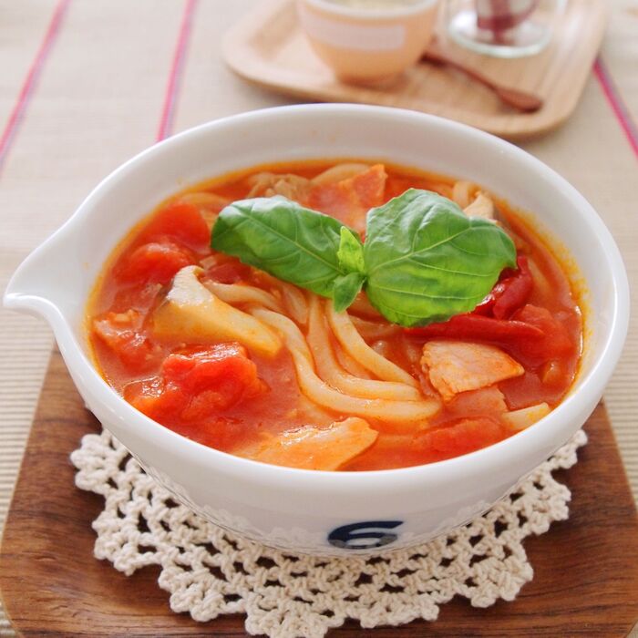 寒い日に食べたい！辛～いうどん「アラビアータ風スープうどん」