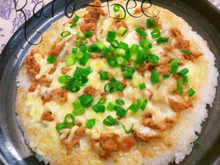 カリッモチッ♡フライパンで簡単!和風ツナチーズご飯ピザ