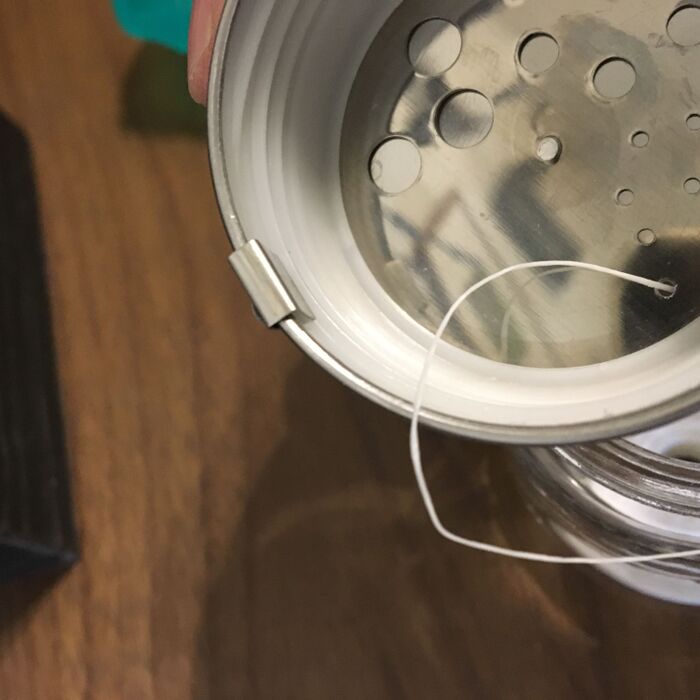 容器に取り付けます