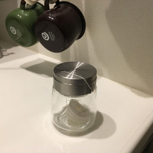 100均の調味料入れがフロスケースにピッタリ!