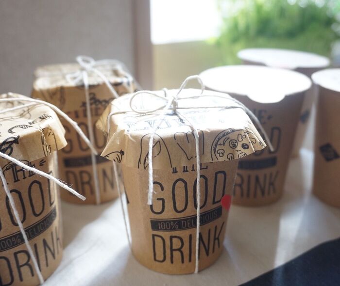 おかずカップでフタをするだけ♫簡単紙コップラッピング