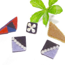 ボンドで貼るだけ!フェルトでピアスを作ろう♪