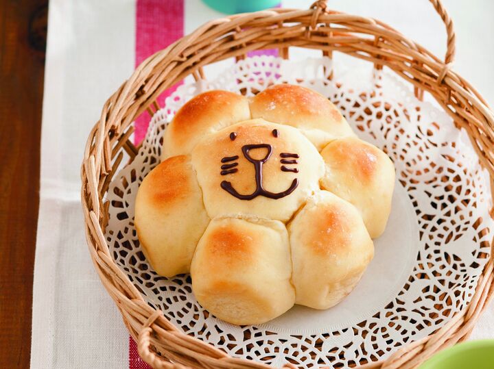 “焼き時間たったの4分”で大ブーム!「作りおきパン」の魅力と簡単レシピとは?