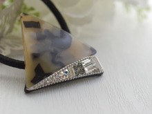 ダイソーのヘアゴムを話題のグルーデコ®でカッコよく!