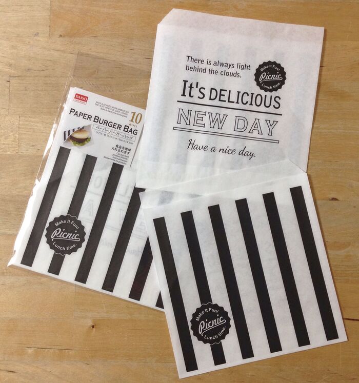 お弁当にも便利でおススメ!ダイソーのバーガーバッグ♪