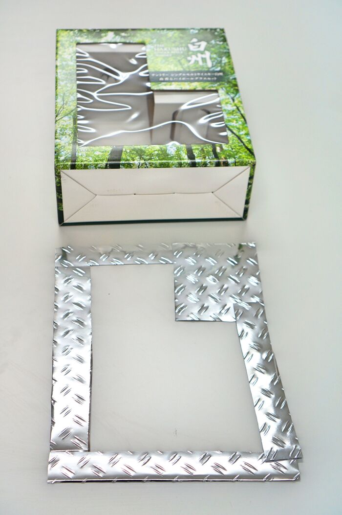 鉄板風シートをカットする