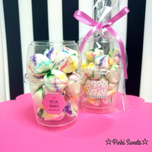 ダイソーのプリンカップで♡レインボークッキーをみせるラッピング