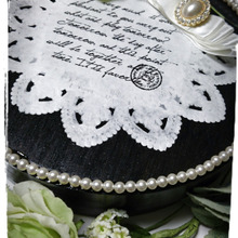 形が可愛い空箱をフレンチゴージャスにリメイク