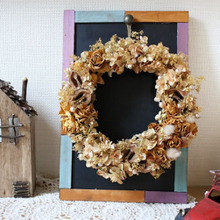 100均黒板リメイク!レトロ風リース台