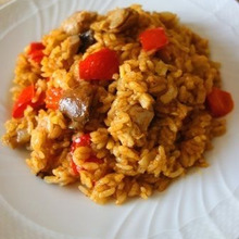 炊飯器で簡単☆スパイスとトマトの旨みが美味なジャンバラヤ