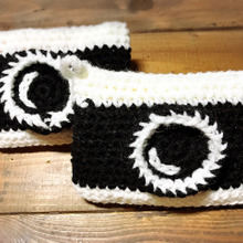 アクリル毛糸でカメラ型のスポンジカバーを手編み♪