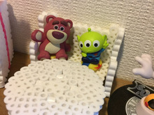 アイロンビーズでミニチュアテーブル&ベンチ