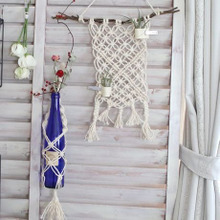 マクラメ編みで空き瓶を包んで!お洒落なウォールインテリア☆