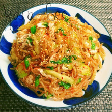 ダイエット飯♡白滝とセロリとささみの中華和え