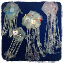 プチプラなのにリアル!!グルーガンで作るおしゃれクラゲ