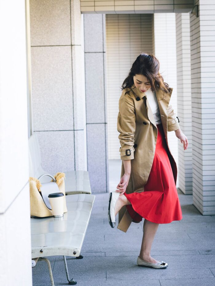 ロンドン発! 折りたためるバレエシューズをコモモデルがお試しばきしました